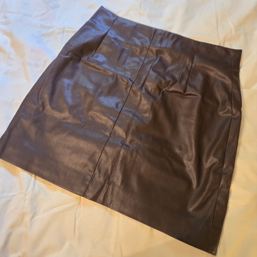 4/$26 Brown Pleather H&M Pencil Skirt Size 12